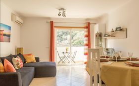 Albufeira Old Town Two Bedroom Apartment Center